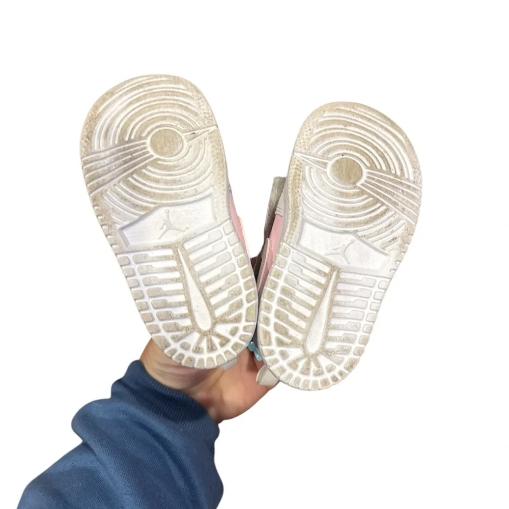 Nike Kids Pink and White Sneakers